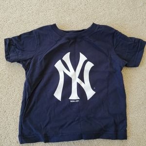 18 month Yankees tshirt